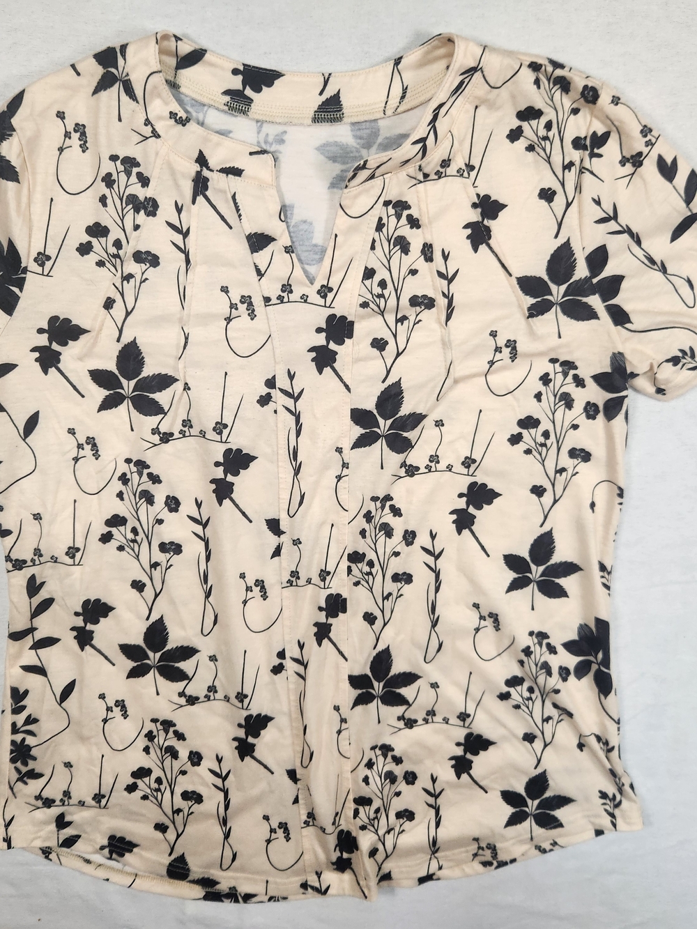 Cream Floral Print Split-Neck Tee